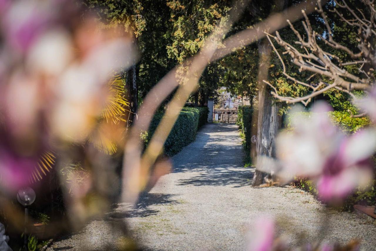 グレーヴェ・イン・キアンティ La Magnolia Bed & Breakfast エクステリア 写真